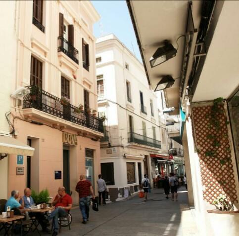 Hostal Parellades 锡切斯 外观 照片