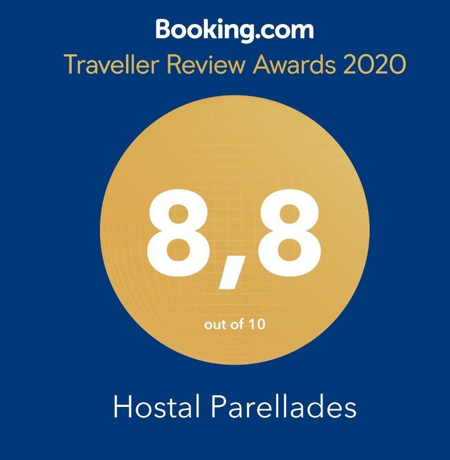 Hostal Parellades 锡切斯 外观 照片
